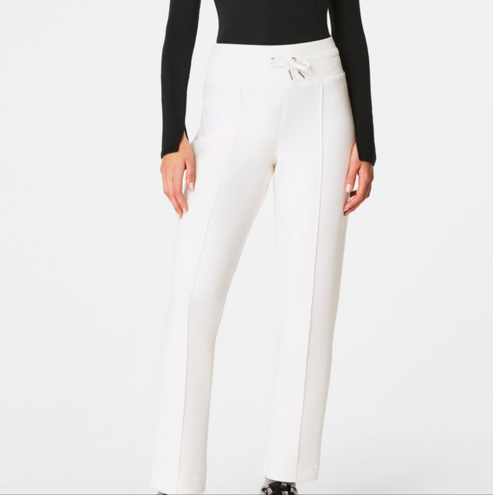 SPANX AirEssentials® LuxeTapered Pant (L)